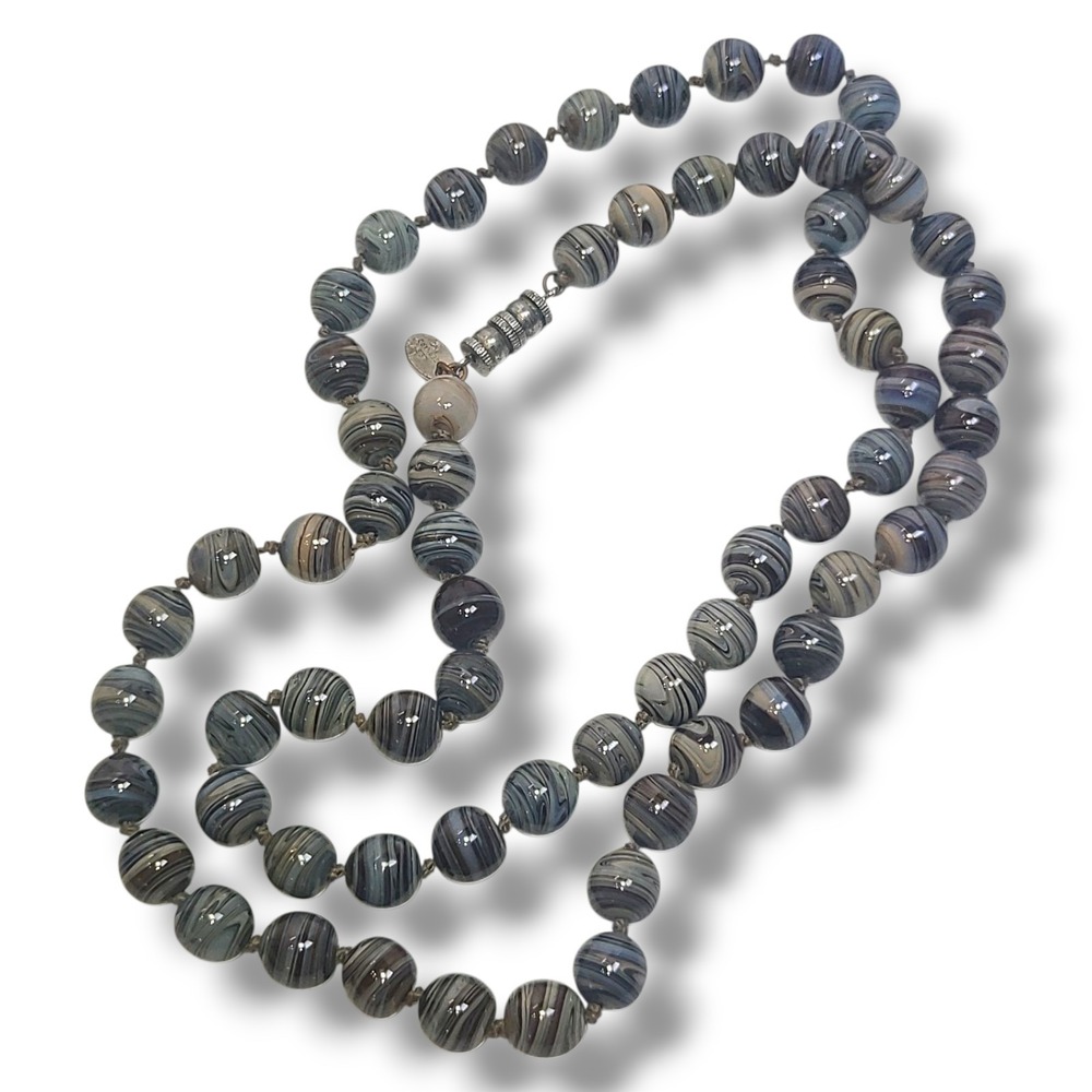 Les Bernard Swirled Glass Bead Necklace Hand‎ Knotted 30" Gray Blue Vintage